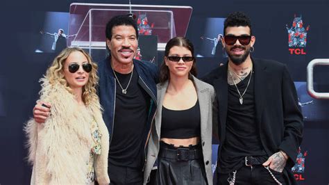 How many children does Lionel Richie have, and who。